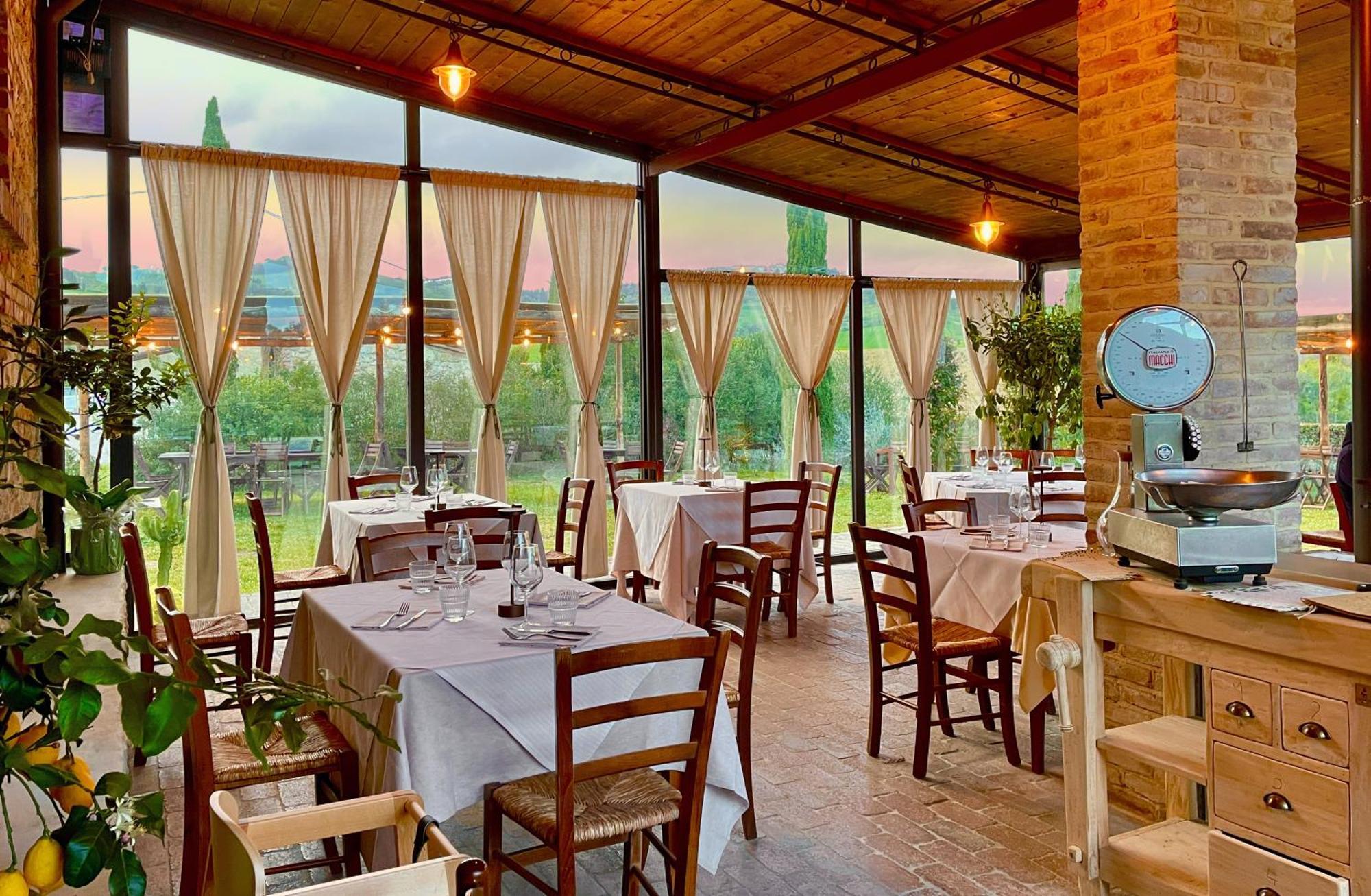 Locanda Le Giunche Guardistallo Extérieur photo