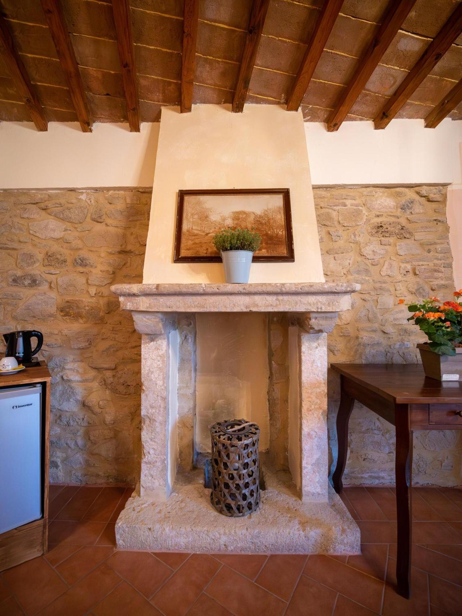Locanda Le Giunche Guardistallo Extérieur photo