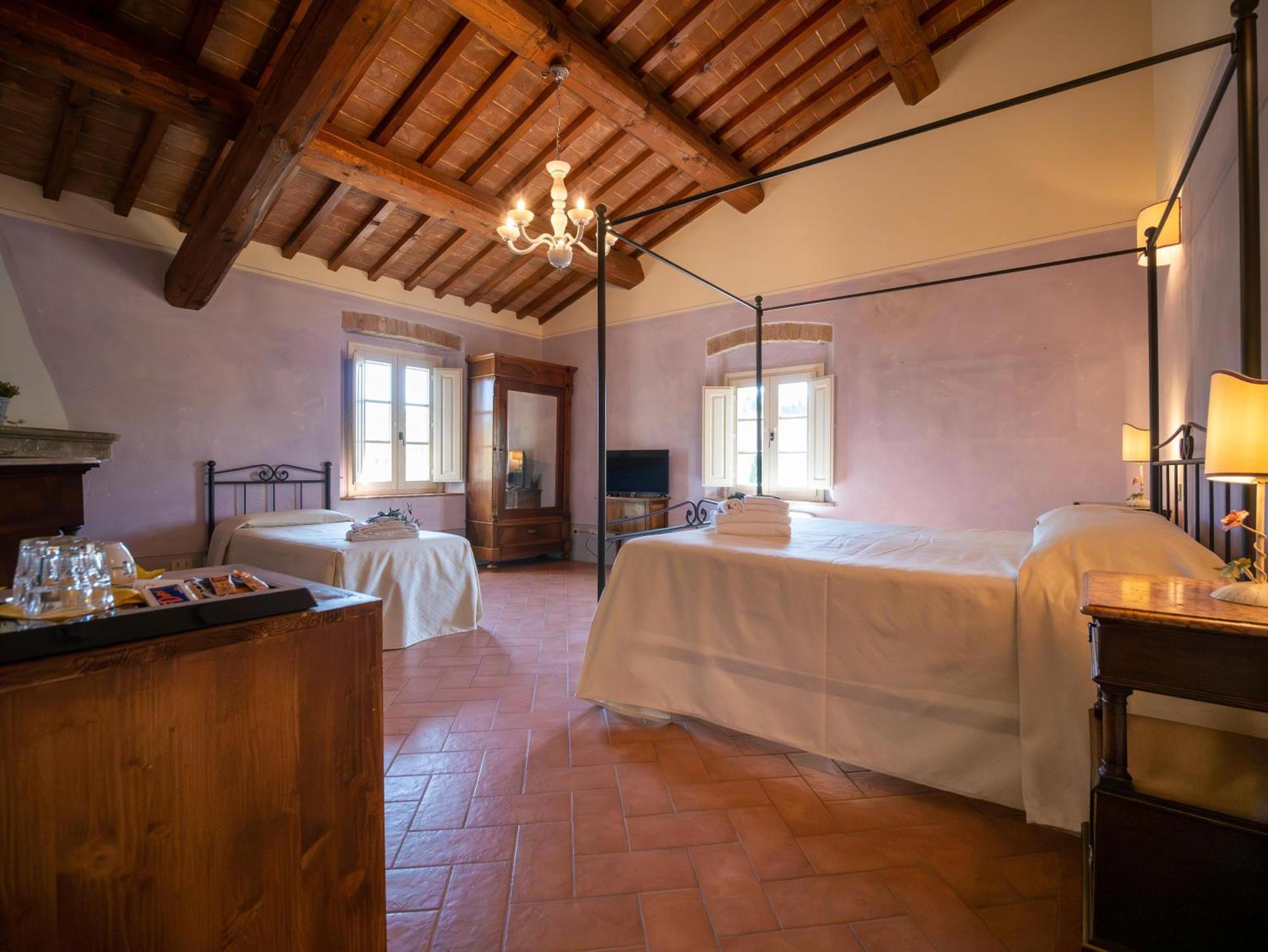 Locanda Le Giunche Guardistallo Extérieur photo